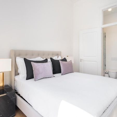 Whome | Av. Da Liberdade Deluxe Apartment W/ S-Pool, Gym & Parking Лісабон Екстер'єр фото
