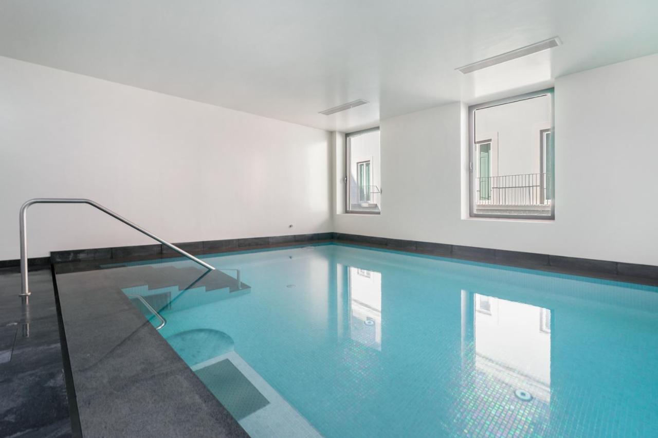 Whome | Av. Da Liberdade Deluxe Apartment W/ S-Pool, Gym & Parking Лісабон Екстер'єр фото